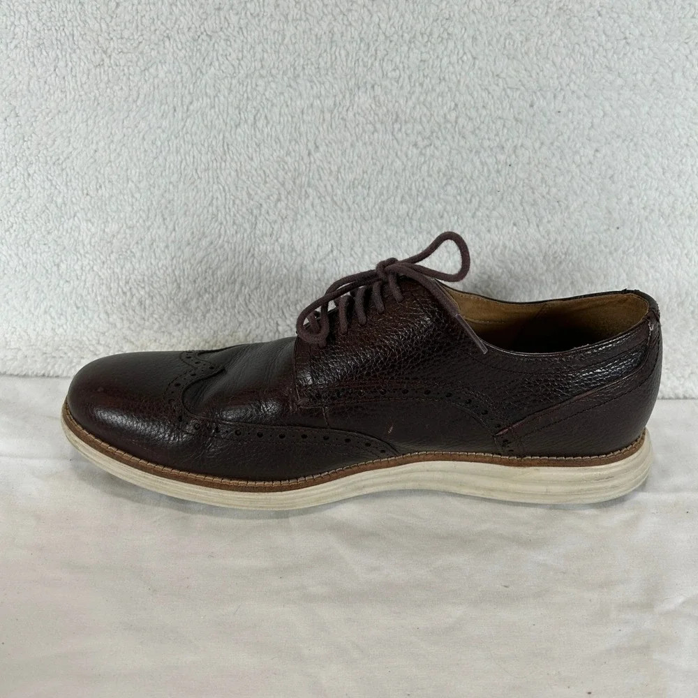 Cole Haan Grand Series Mens 10.5 M Brown Leather Wingtip Oxford Shoes C26475
